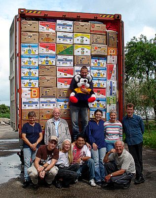 Hilfsgütercontainer für Peru
